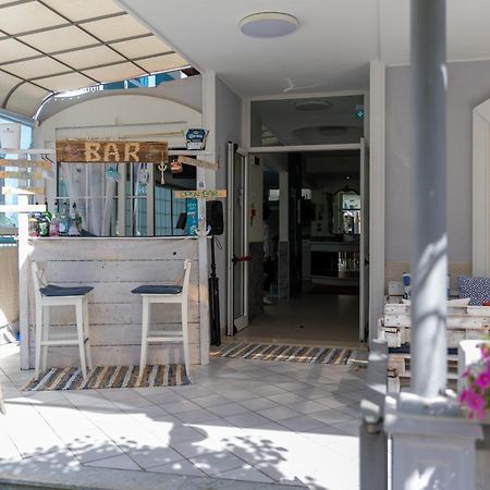 B&B Villa Madana Римини Экстерьер фото