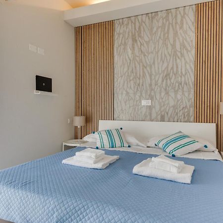 B&B Villa Madana Римини Экстерьер фото