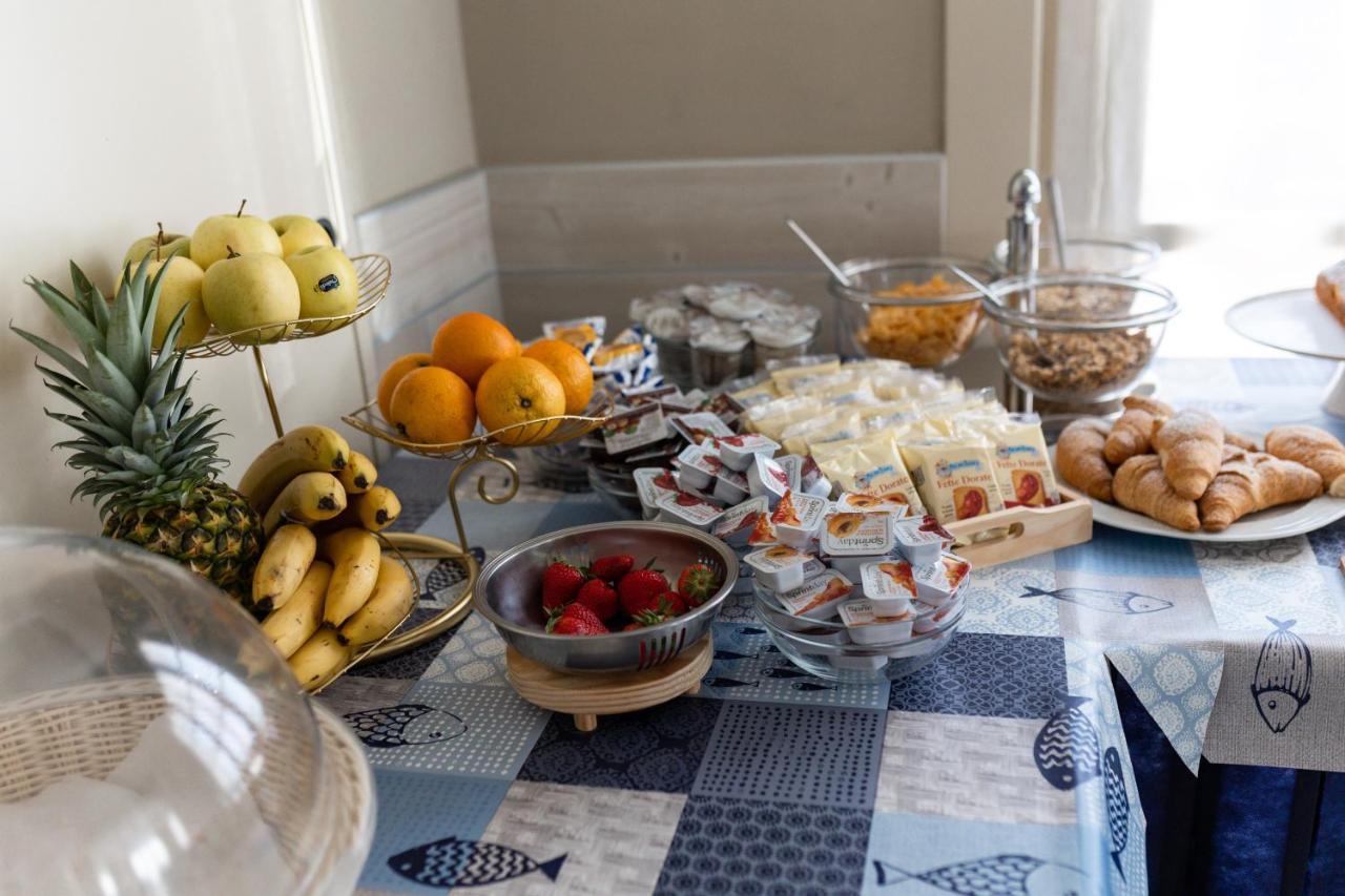 B&B Villa Madana Римини Экстерьер фото