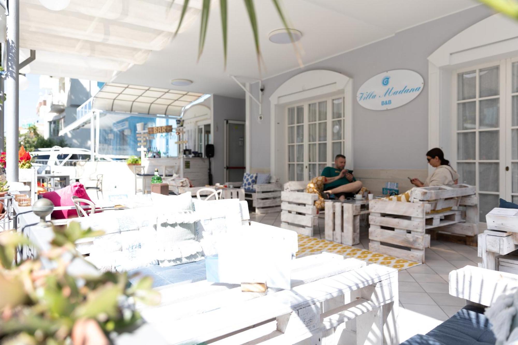 B&B Villa Madana Римини Экстерьер фото